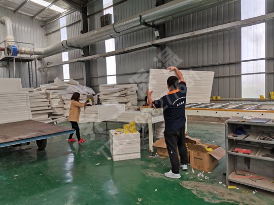 影響巖棉板價(jià)格的因素