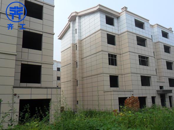 巖棉板外表應(yīng)無明顯撞擊