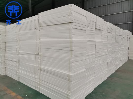 鄭州巖棉板所具備的優點